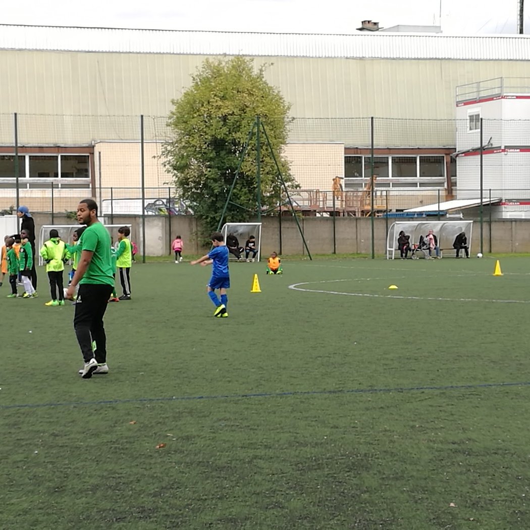 Entente Sportive Vitry-sur-Seine 2